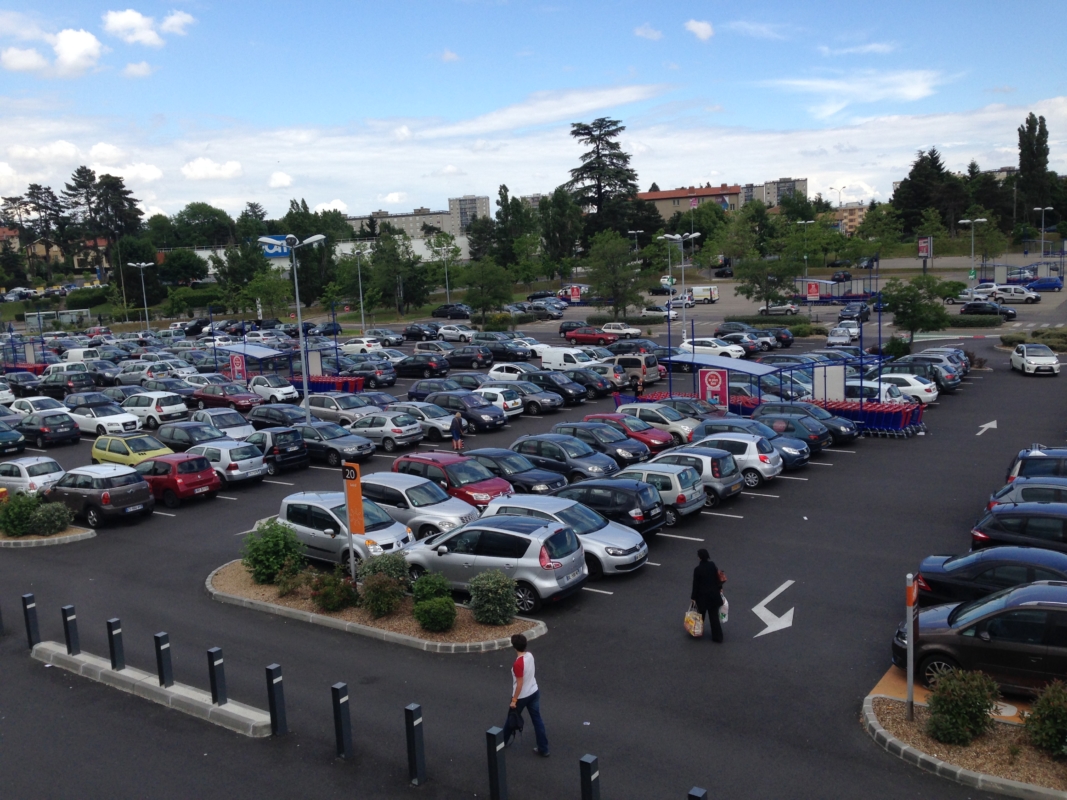 Réfection du parking du Centre Commercial Ecully Grand Ouest - ArtxBat